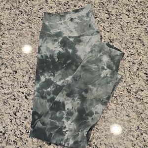 Lululemon Athletica Green Patterned Leggings 134